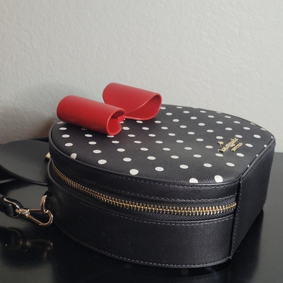 Kate Spade X Disney Minnie Mouse Canteen Crossbody - Picture 10 of 14